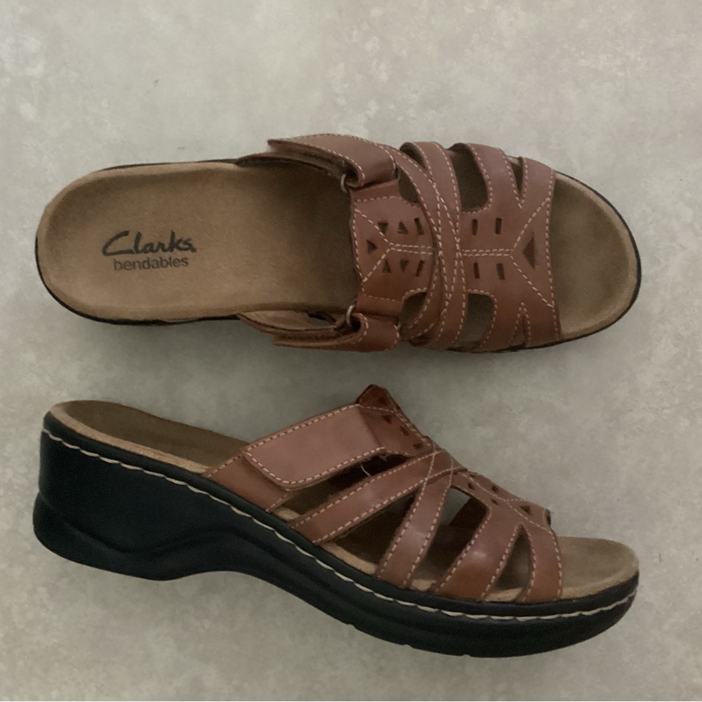 💗 CLARKS Bendables sandals 7.5 leather shoes Lexi Holly slides slip on brown - Picture 2 of 9